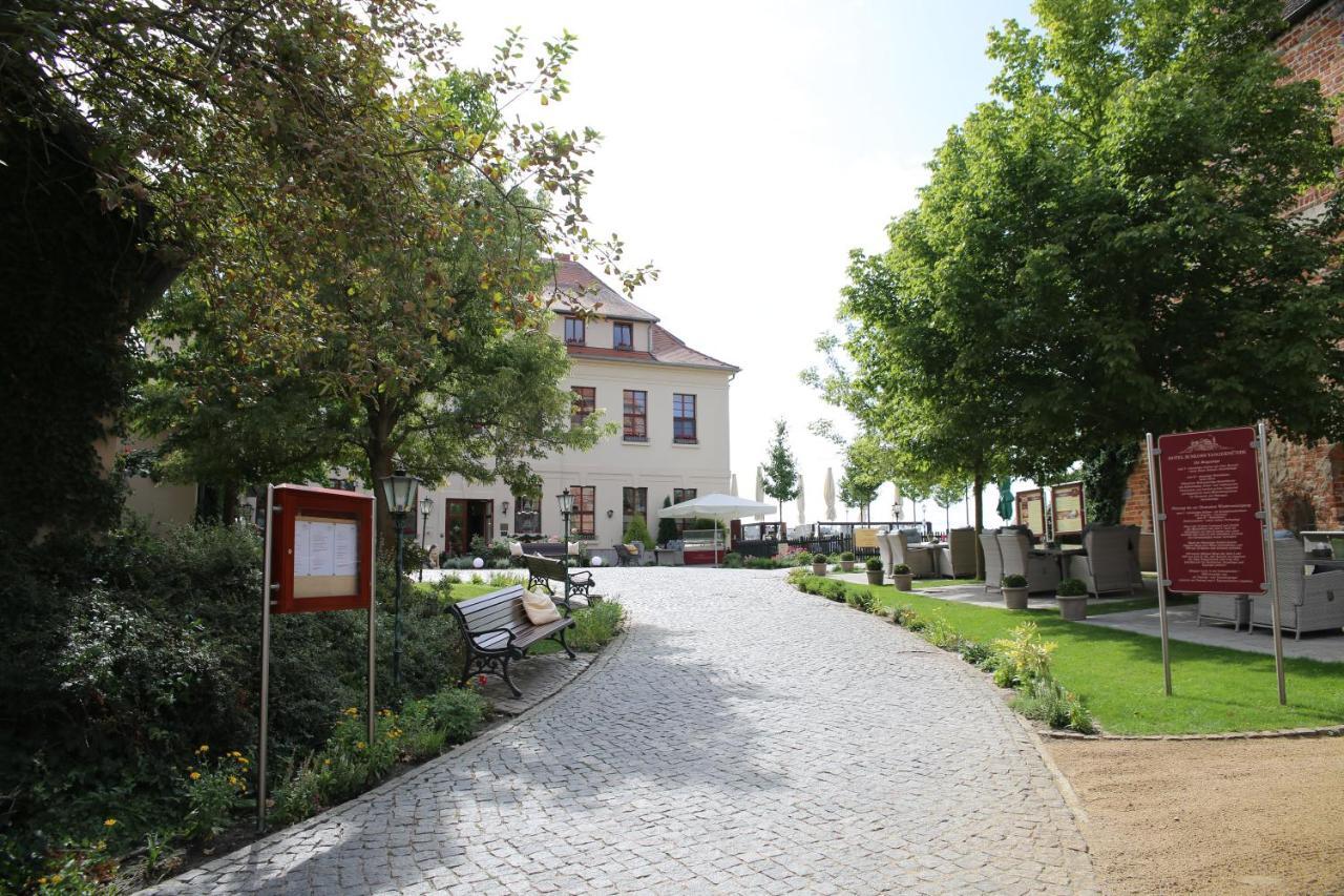 Ringhotel Schloss Tangermuende Exterior photo