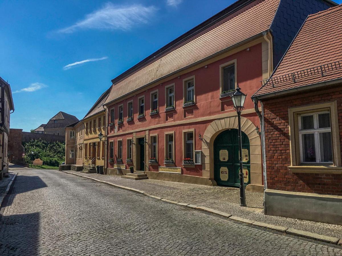 Ringhotel Schloss Tangermuende Exterior photo